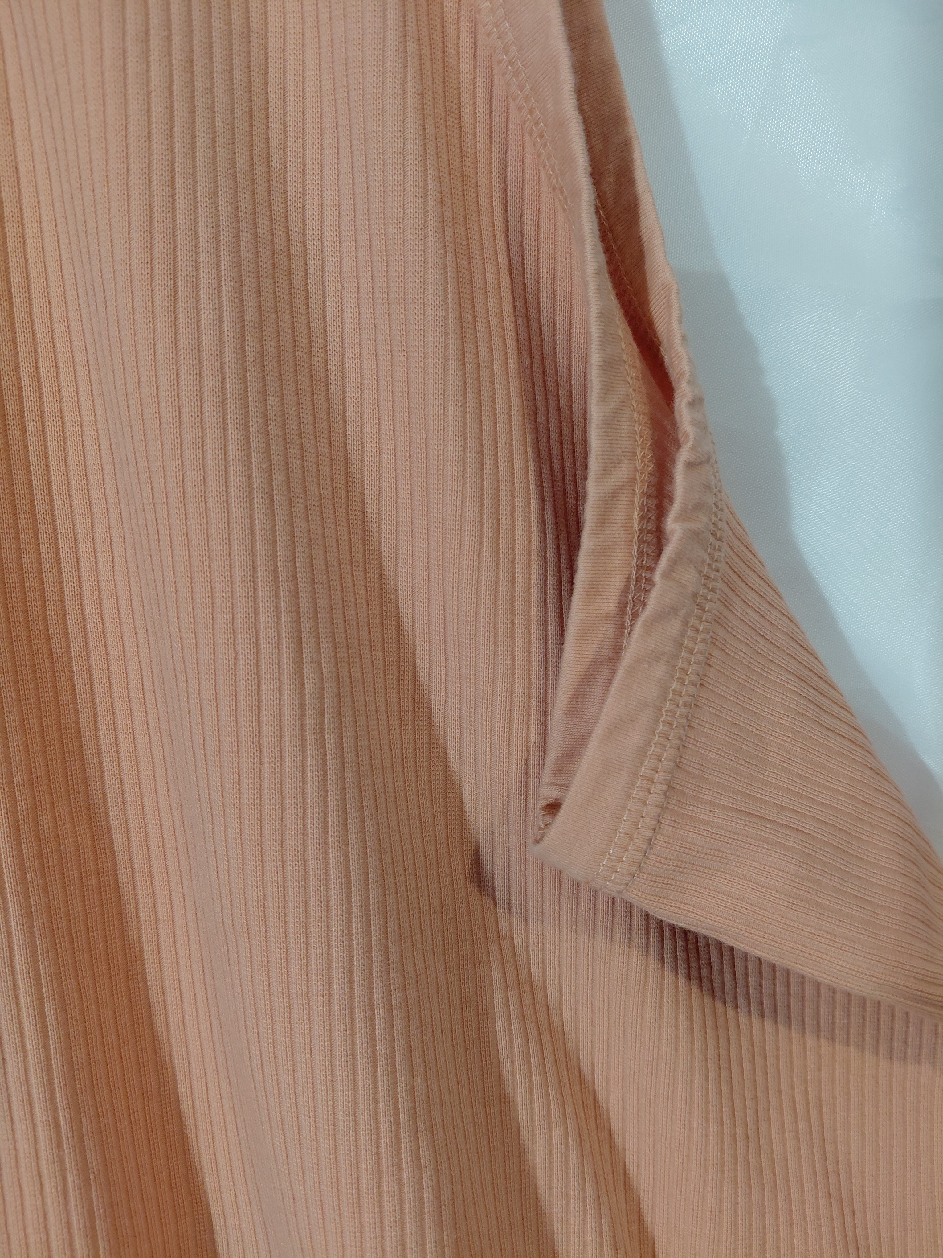 Sleeveless Ribbed Tank Top In Peach